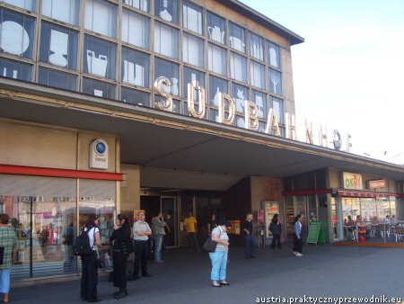 Sudbahnhof Wejście na stację kolejową